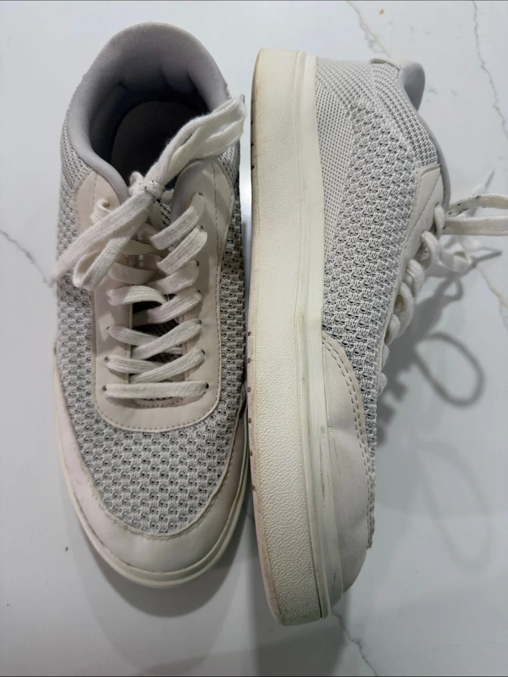 Zara Men's Knit Sneakers in Light Gray and Cream